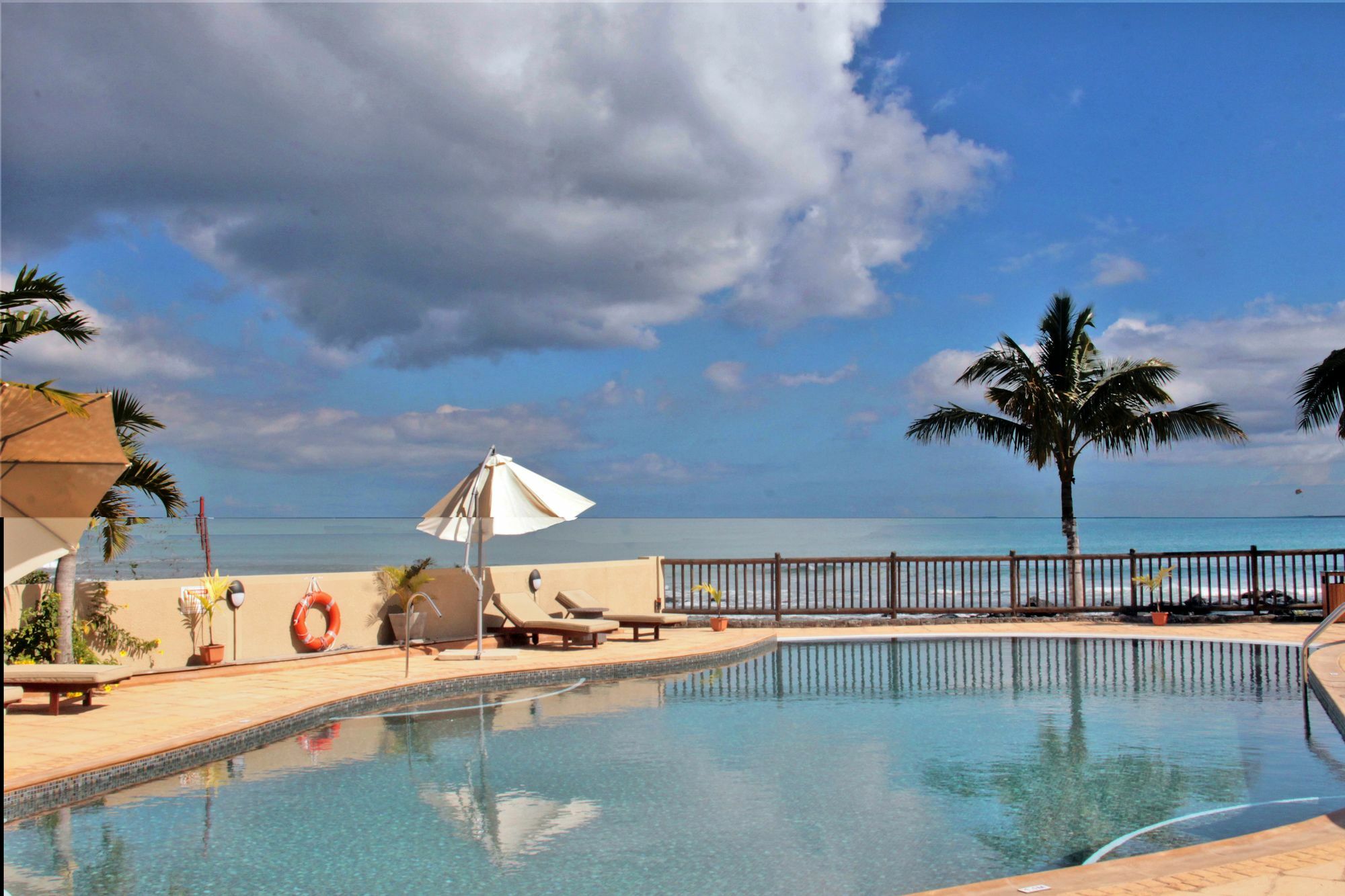 Sunset Reef Resort & Spa Pointe aux Piments Exteriér fotografie